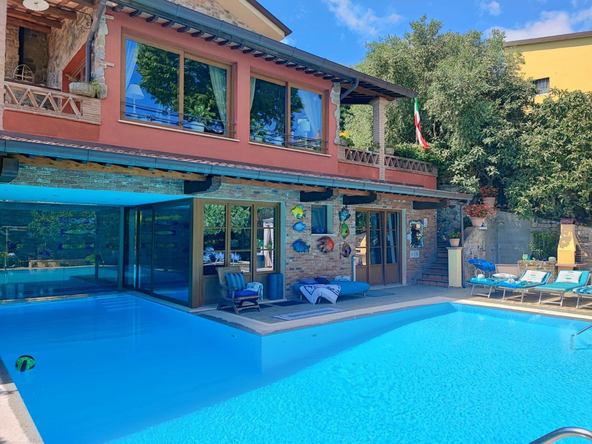 Villa Capo Corso Corsanico-Bargecchia Eksteriør billede